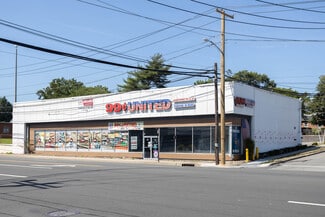 Plus de détails pour 49 Old Country Rd, Westbury, NY - Commerce de détail à vendre