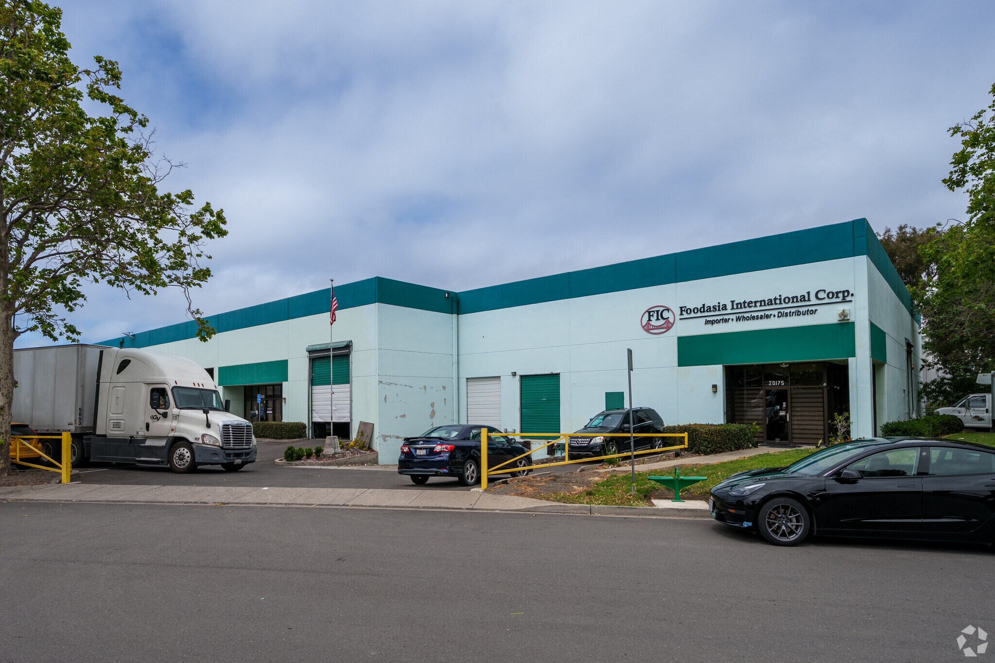 20175-20187 Mack St, Hayward, CA à louer Photo principale- Image 1 de 6