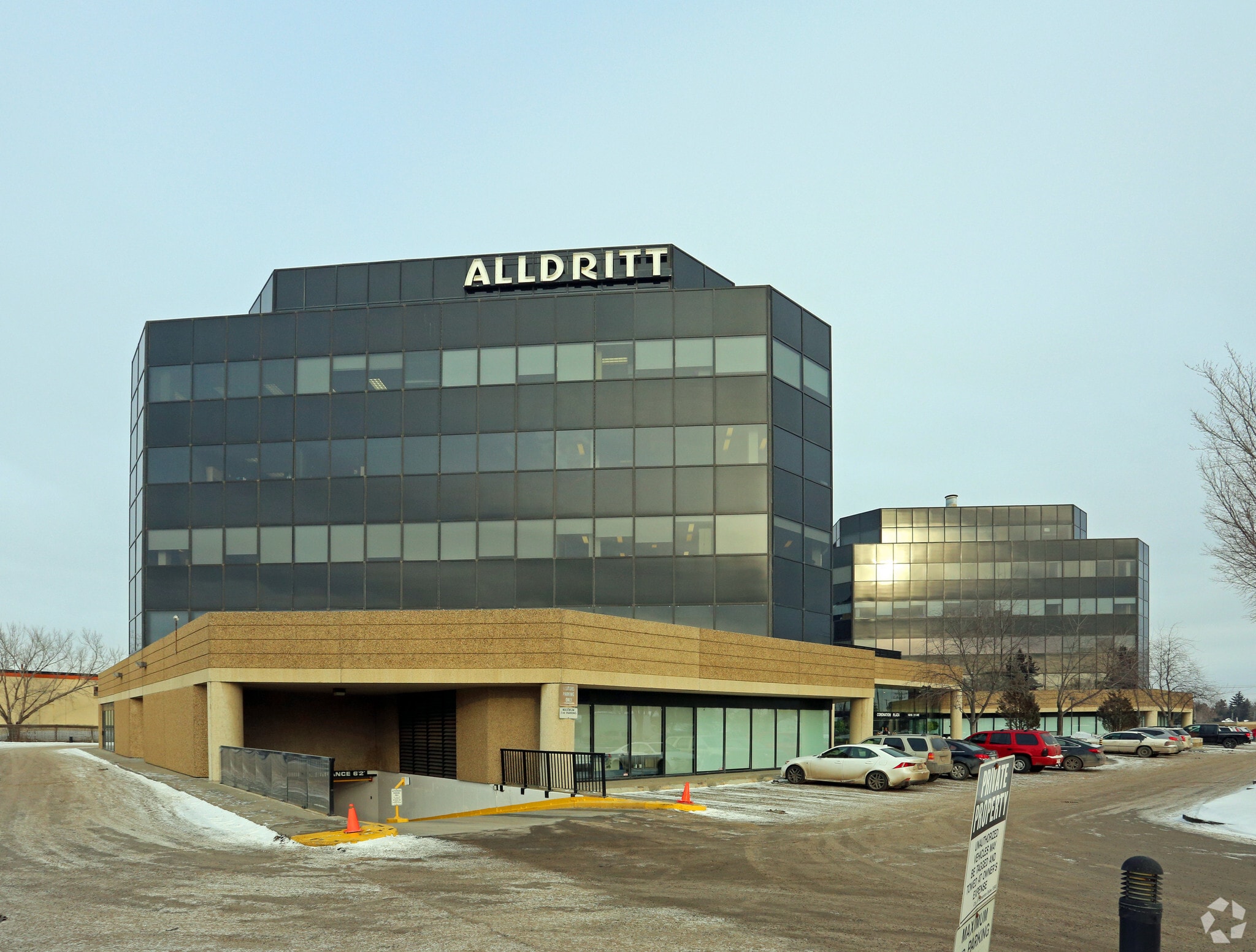 14310 111th Ave NW, Edmonton, AB à louer Photo du bâtiment- Image 1 de 6
