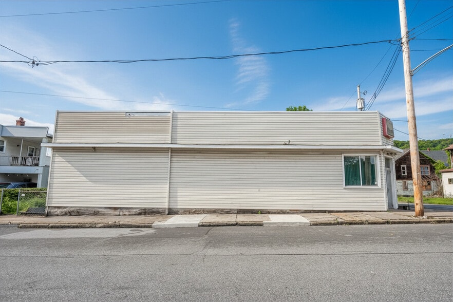 569-571 Coleman Avenue, Johnstown, PA for sale - Building Photo - Image 3 of 23