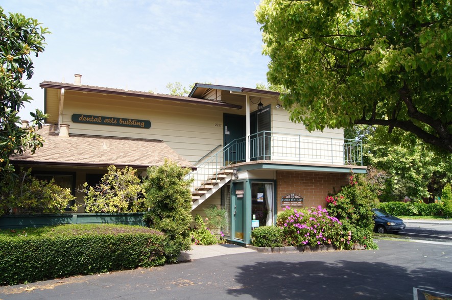 2233-2237 Alma St, Palo Alto, CA for sale - Primary Photo - Image 1 of 1