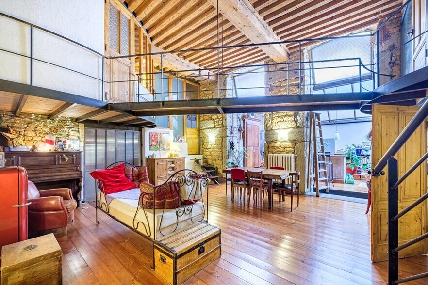 Bureau dans Lyon à vendre - Photo du bâtiment - Image 2 de 7