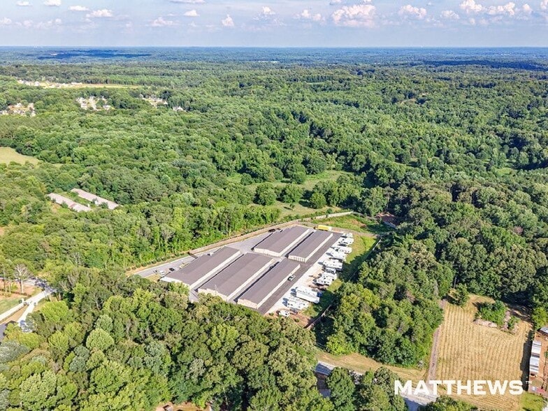 2421 Ga-124, Jefferson, GA à vendre - Photo du bâtiment - Image 2 de 4