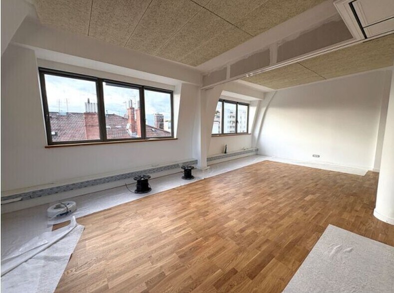 1 Rue Du Docteur Pierre-Fleury Papillon, Villeurbanne à louer - Photo intérieure - Image 2 de 10
