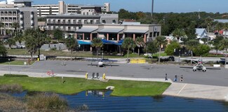Plus de détails pour 111 W Ruby St, Tavares, FL - Commerce de détail à vendre