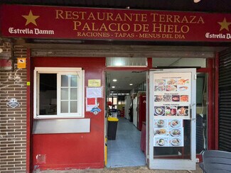 Plus de détails pour Multi-résidentiel à vendre