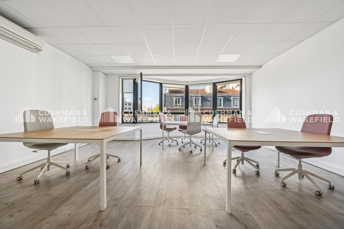 Bureau dans Boulogne-Billancourt à louer Photo du bâtiment- Image 1 de 11