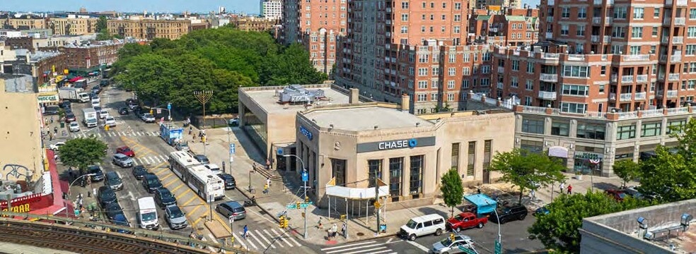 1002 Brighton Beach Ave, Brooklyn, NY for sale - Building Photo - Image 2 of 3