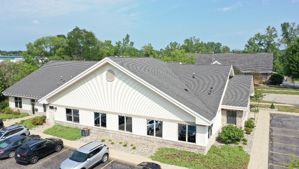 4169 Legacy Pky, Lansing, MI for sale - Building Photo - Image 2 of 9