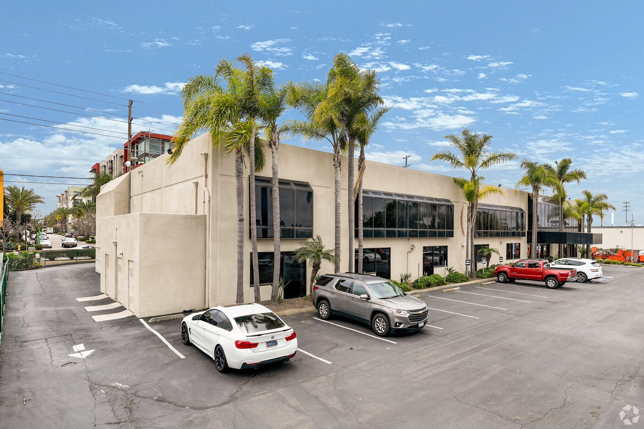 5205 Kearny Villa Way, San Diego, CA for lease Primary Photo- Image 1 of 7