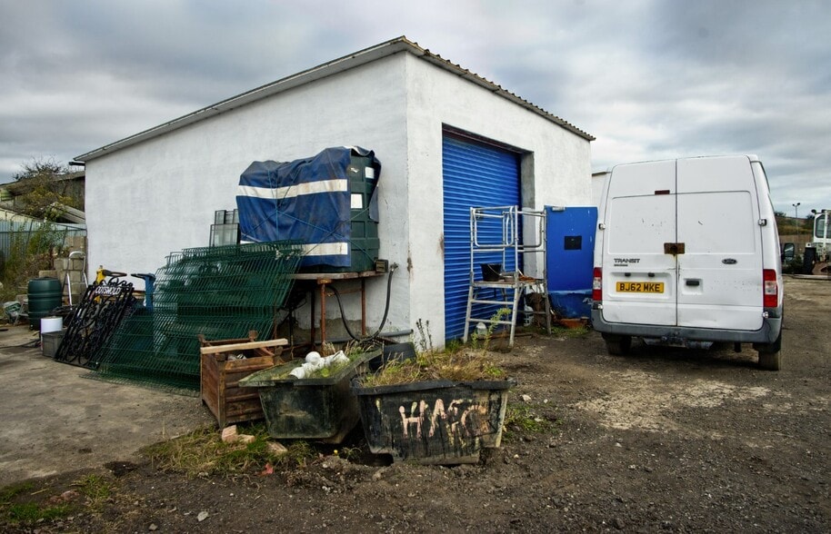 Plot 2 Unit 7 Graythorp Industrial Estate, Hartlepool for sale - Primary Photo - Image 1 of 5