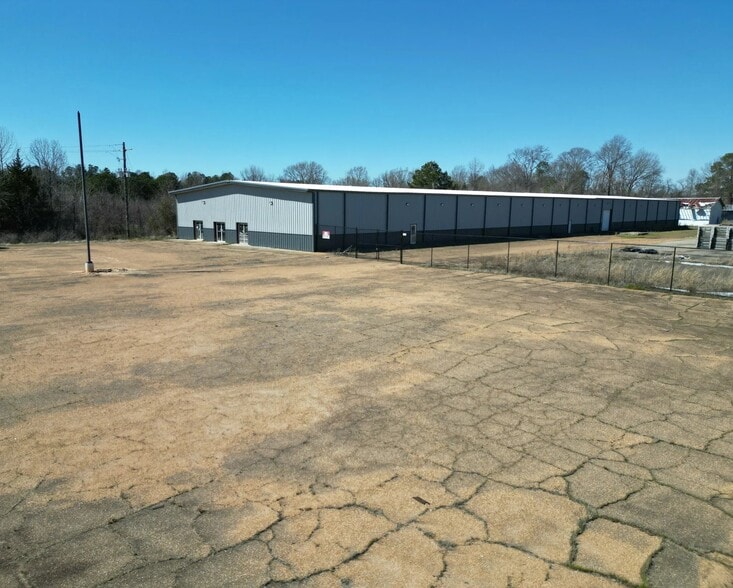 710 Us-80, Flowood, MS à louer - Photo du bâtiment - Image 1 de 13