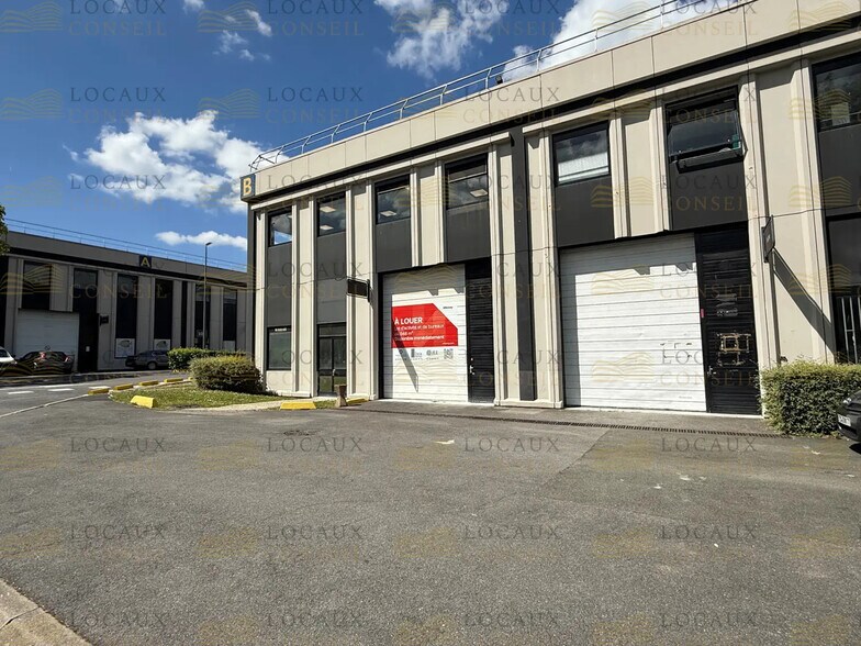 1 Rue Des Campanules, Lognes à louer - Photo du bâtiment - Image 3 de 14