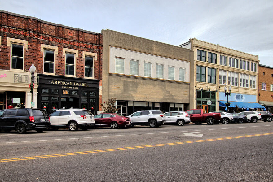 114 W 7th St, Columbia, TN for sale - Building Photo - Image 1 of 7