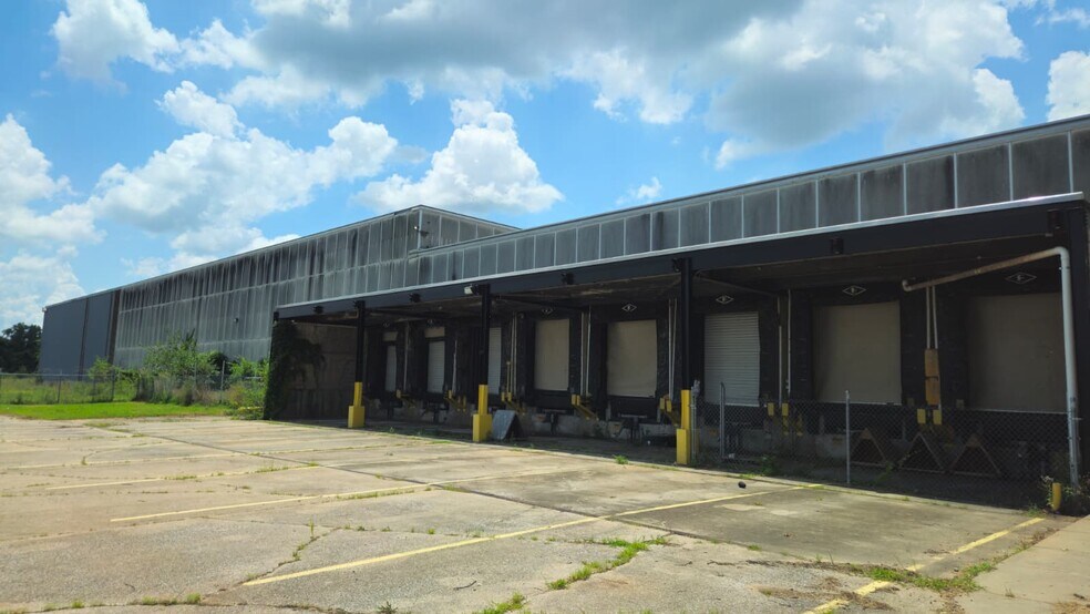 2111 Old Shawnee Rd, Muskogee, OK à louer - Photo du bâtiment - Image 3 de 10