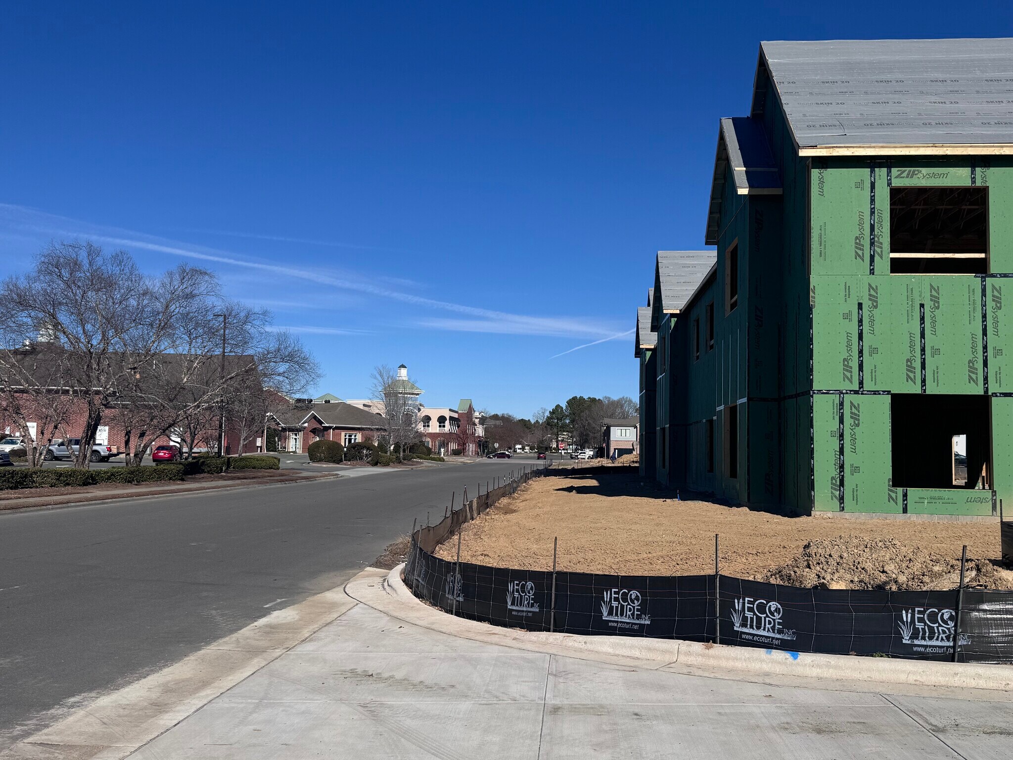 50150 Governors Dr, Chapel Hill, NC for lease Primary Photo- Image 1 of 4