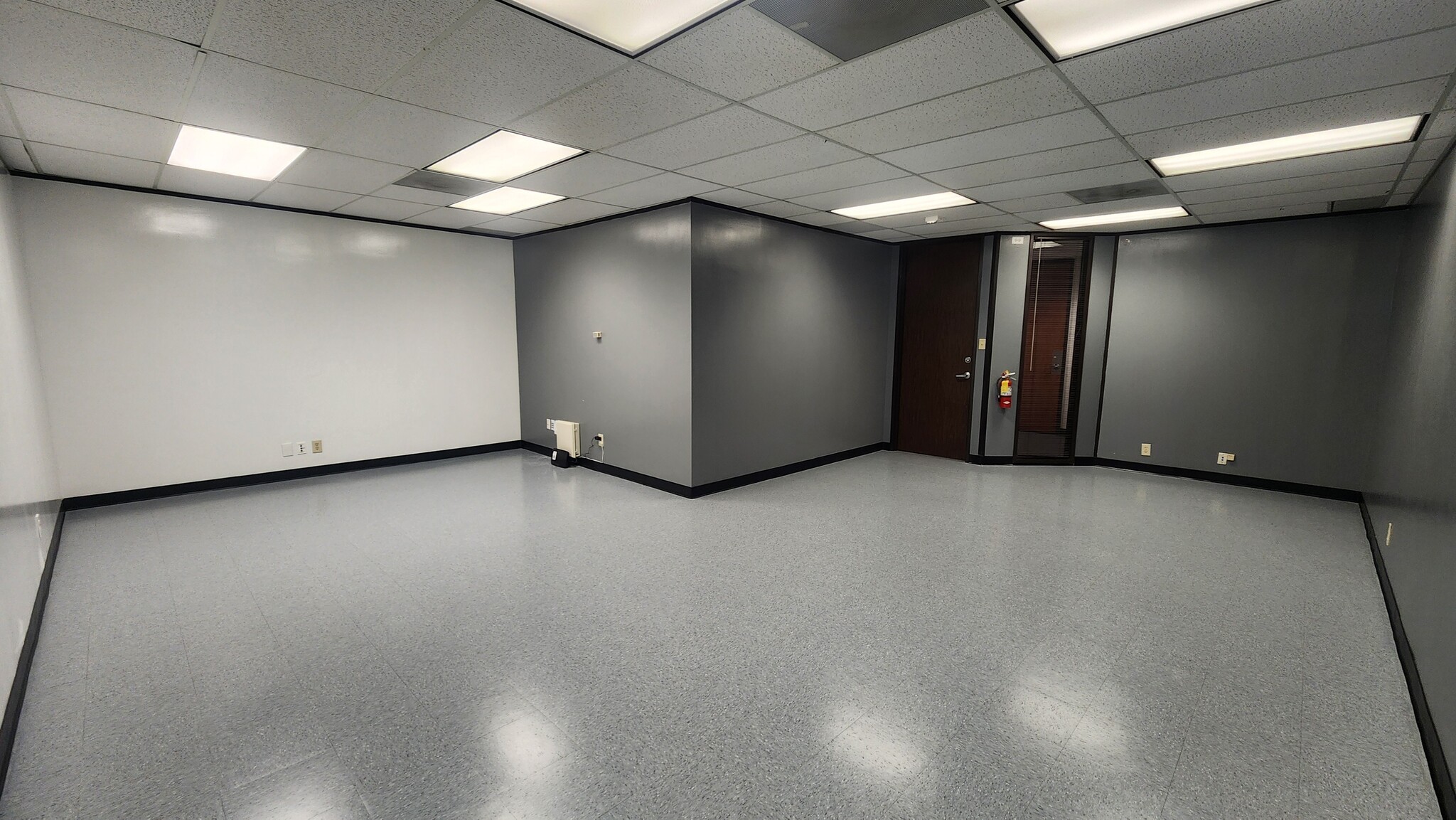 4545 Fuller Dr, Irving, TX for lease Interior Photo- Image 1 of 6