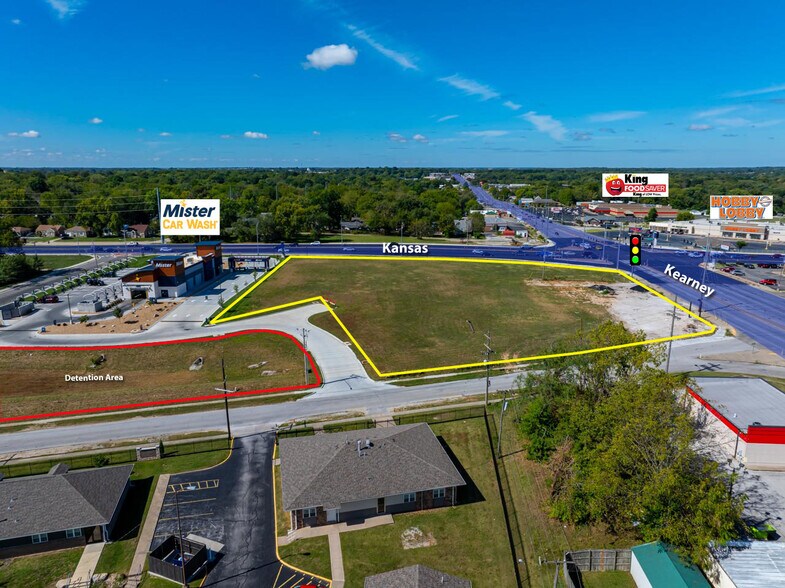 SEC Kearney And Kansas Expressway, Springfield, MO à vendre - Photo du bâtiment - Image 3 de 6