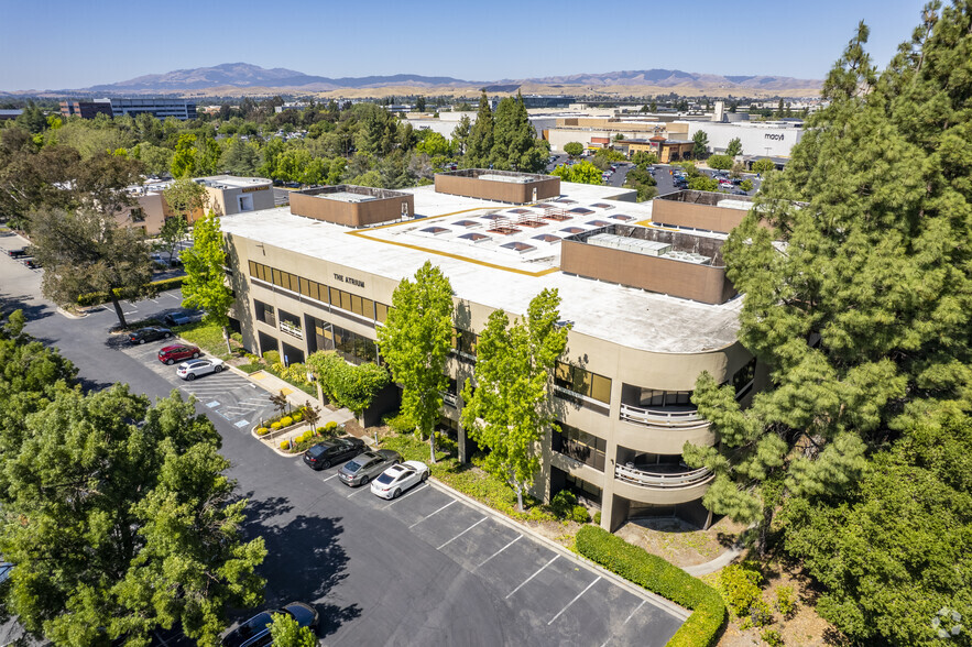 5776 Stoneridge Mall Rd, Pleasanton, CA for lease - Aerial - Image 3 of 4