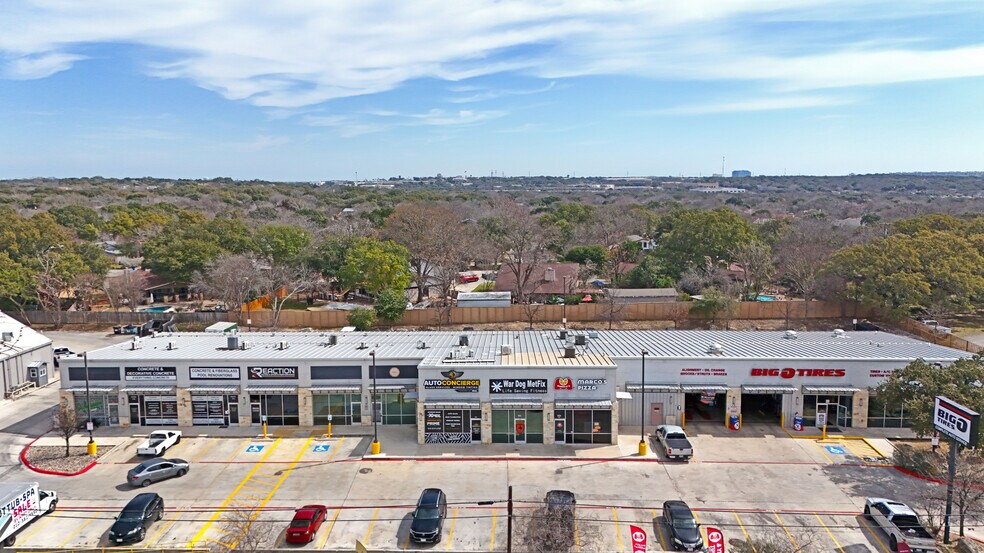 6563 Babcock Rd, San Antonio, TX à louer - Aérien - Image 3 de 9