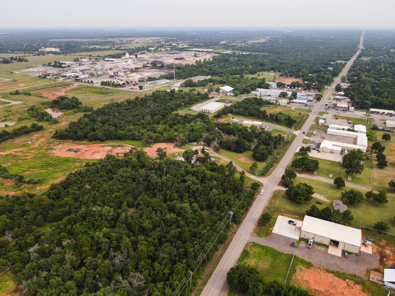 E Waterloo Rd & N Coltrane Rd, Edmond, OK for sale - Building Photo - Image 3 of 6