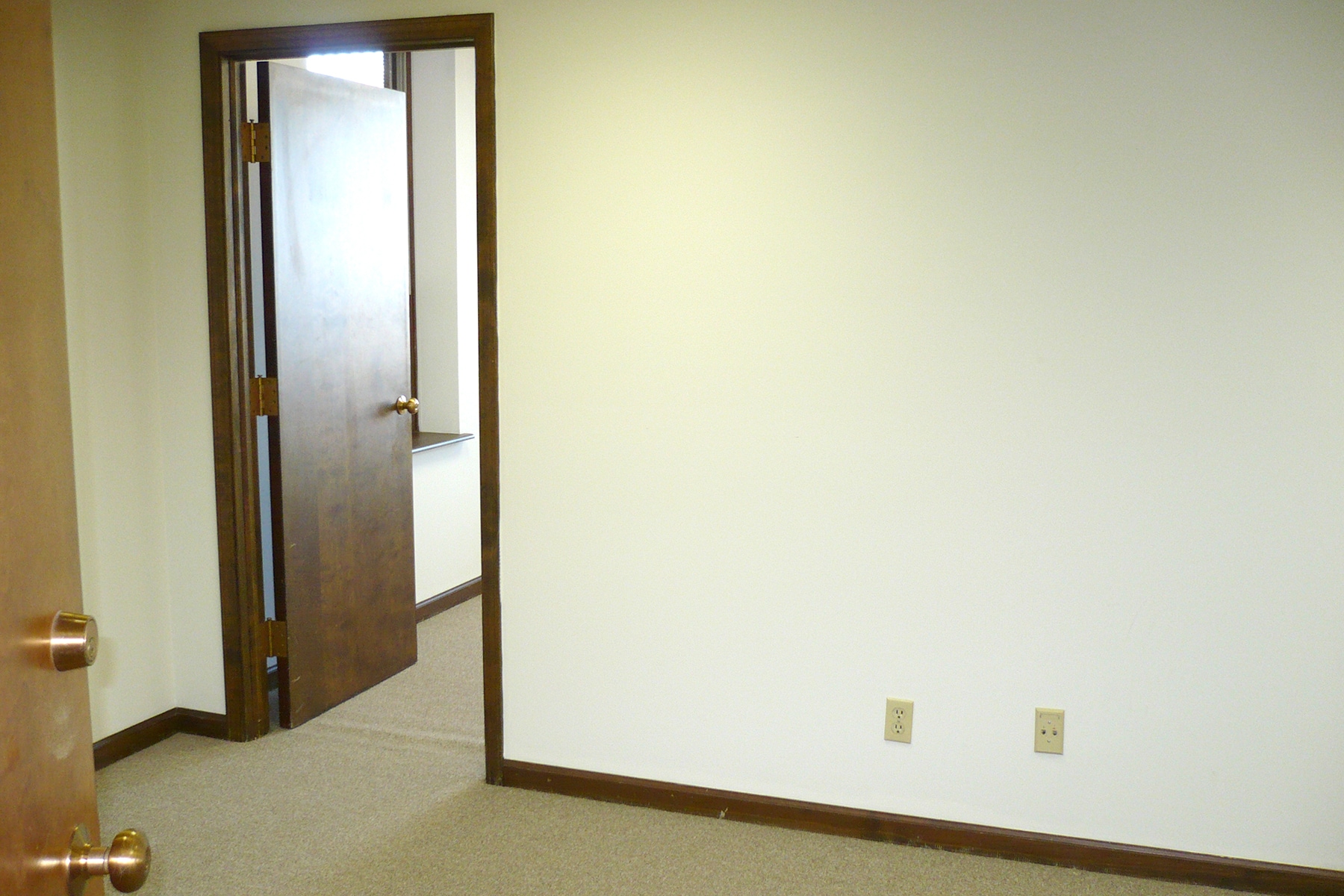 205 N College Ave, Bloomington, IN for lease Interior Photo- Image 1 of 10