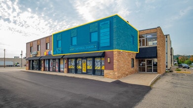 1221 3rd Ave SW, Rochester, MN for lease Interior Photo- Image 2 of 8