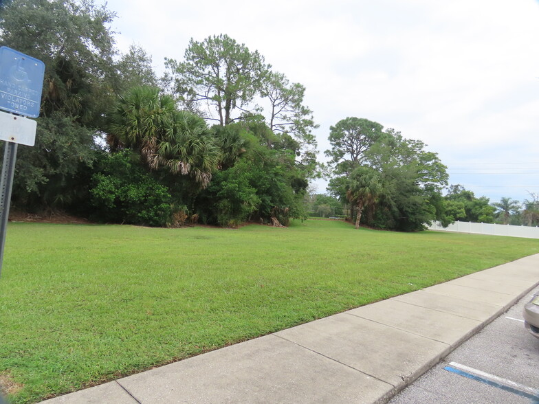 511 Sun Ridge, Altamonte Springs, FL for sale - Building Photo - Image 3 of 8