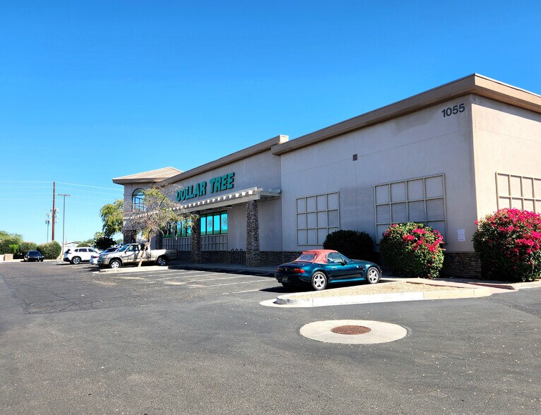 1055 E Riggs Rd, Chandler, AZ à louer - Photo du bâtiment - Image 3 de 9