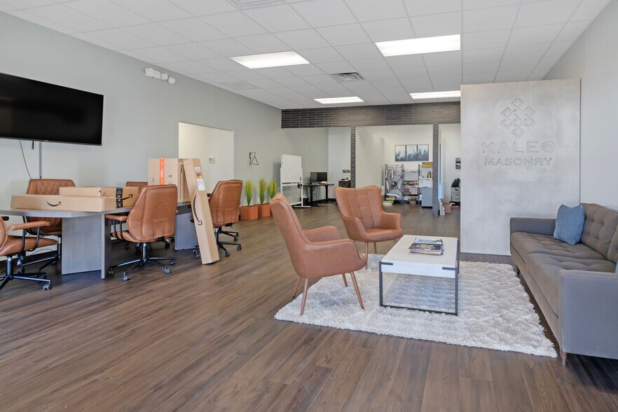 2317 Michigan Ct, Arlington, TX à louer - Photo du bâtiment - Image 3 de 12