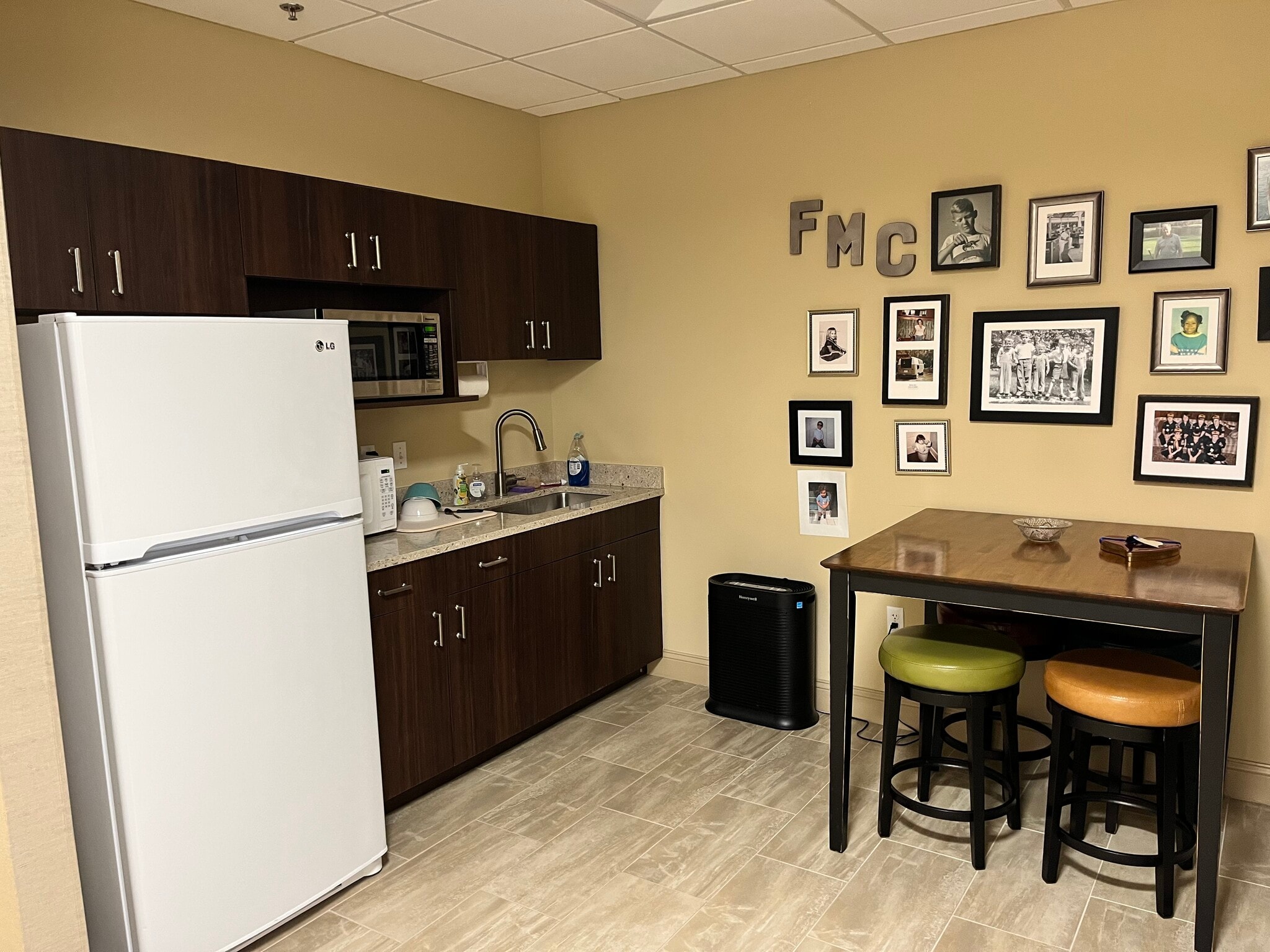 1102 A1A N, Ponte Vedra Beach, FL for lease Interior Photo- Image 1 of 3