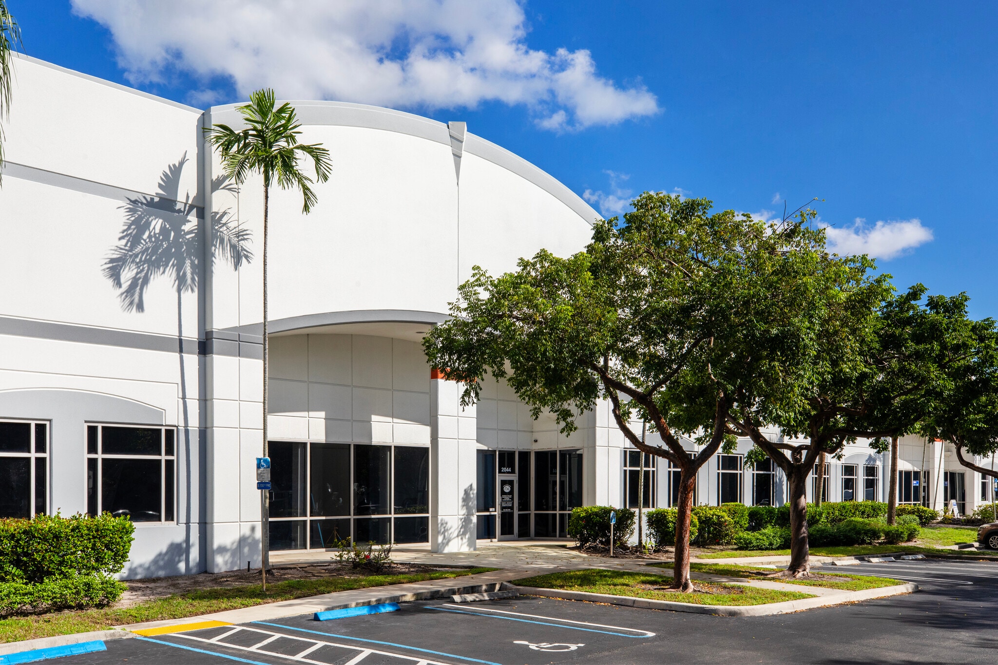 2001-2009 NW 25th Ave, Pompano Beach, FL for lease Interior Photo- Image 1 of 15