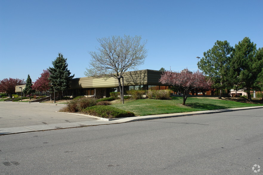 1880 Industrial Cir, Longmont, CO à louer - Photo du bâtiment - Image 3 de 6