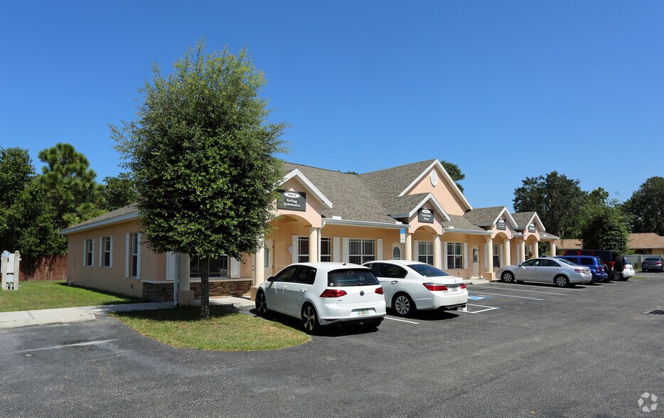 10028-10038 Water Works Ln, Riverview, FL à louer - Photo principale - Image 1 de 11