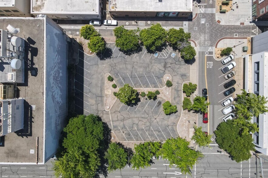 1335 Yuba St, Redding, CA for sale - Aerial - Image 3 of 7