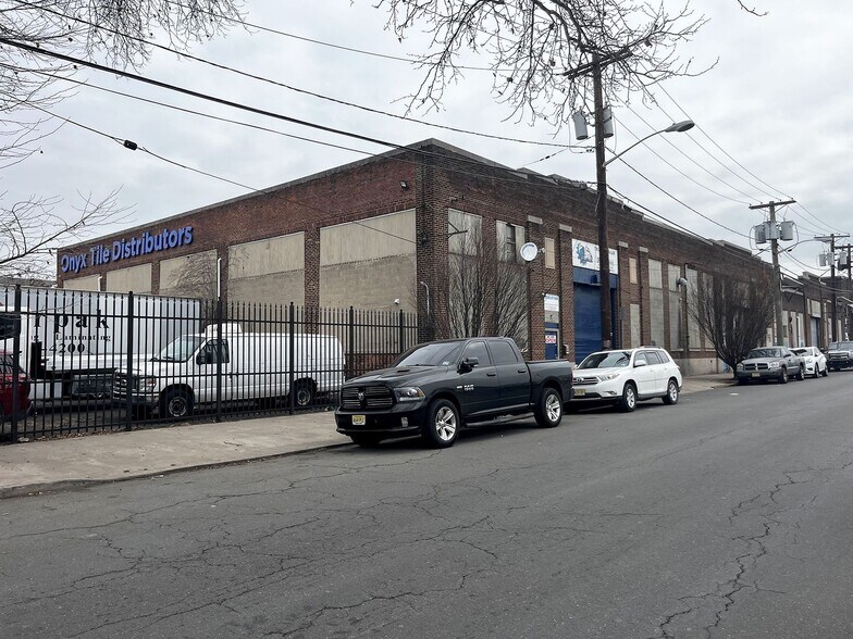 488-500 Mulberry St, Newark, NJ à vendre - Photo du bâtiment - Image 3 de 24