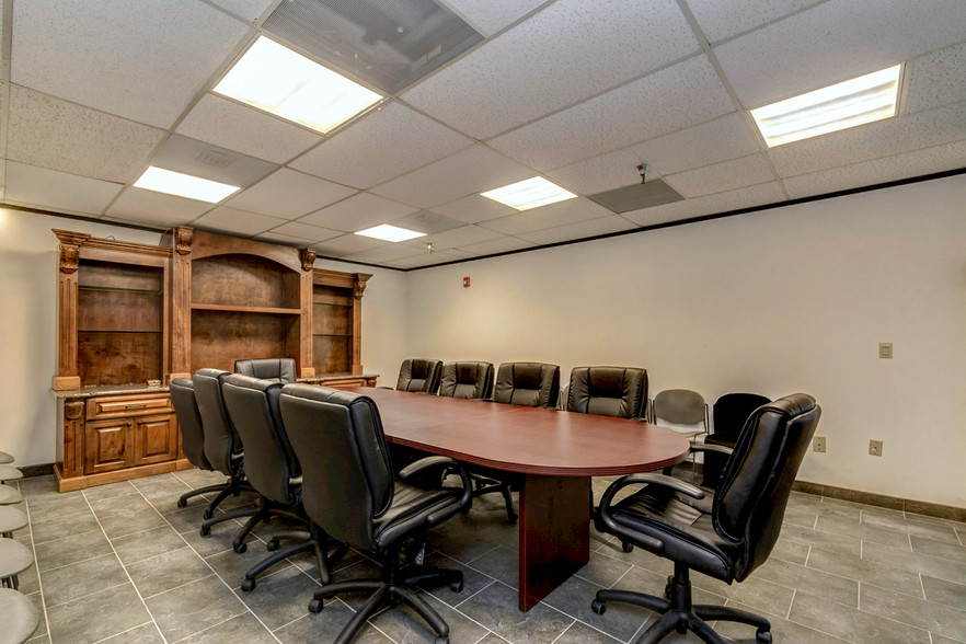 8449 W Bellfort St, Houston, TX à louer - Photo intérieure - Image 3 de 17