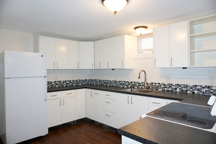 2800 Stevens Ave, Minneapolis, MN for sale - Building Photo - Image 3 of 16