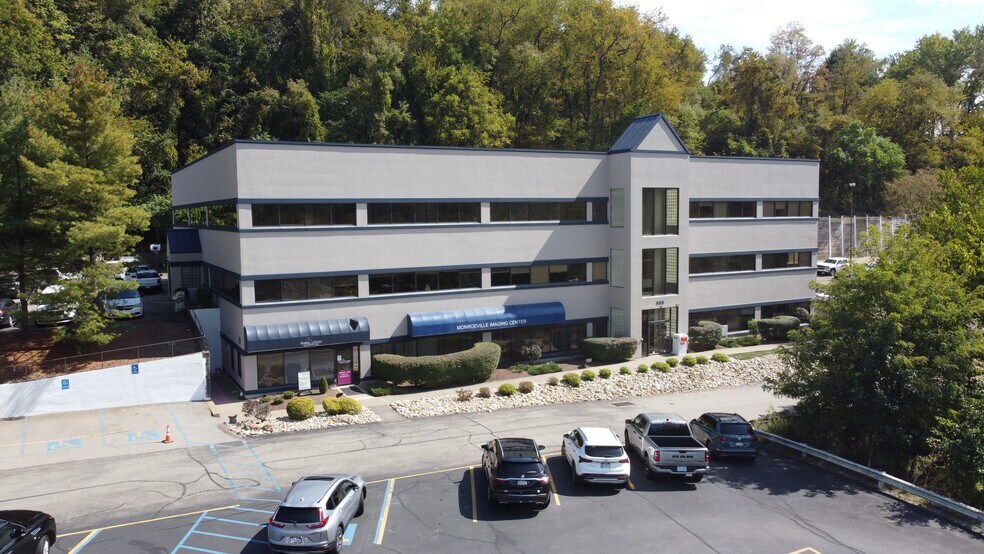 665 Rodi Rd, Pittsburgh, PA for lease - Building Photo - Image 1 of 4