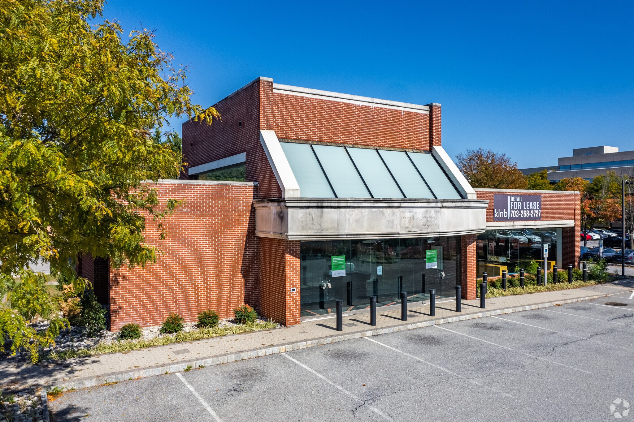 350 E Gude Dr, Rockville, MD à vendre Photo du bâtiment- Image 1 de 6