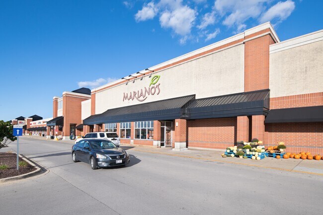 Plus de détails pour 972-994 Brook Forest Ave, Shorewood, IL - Commerce de détail à louer