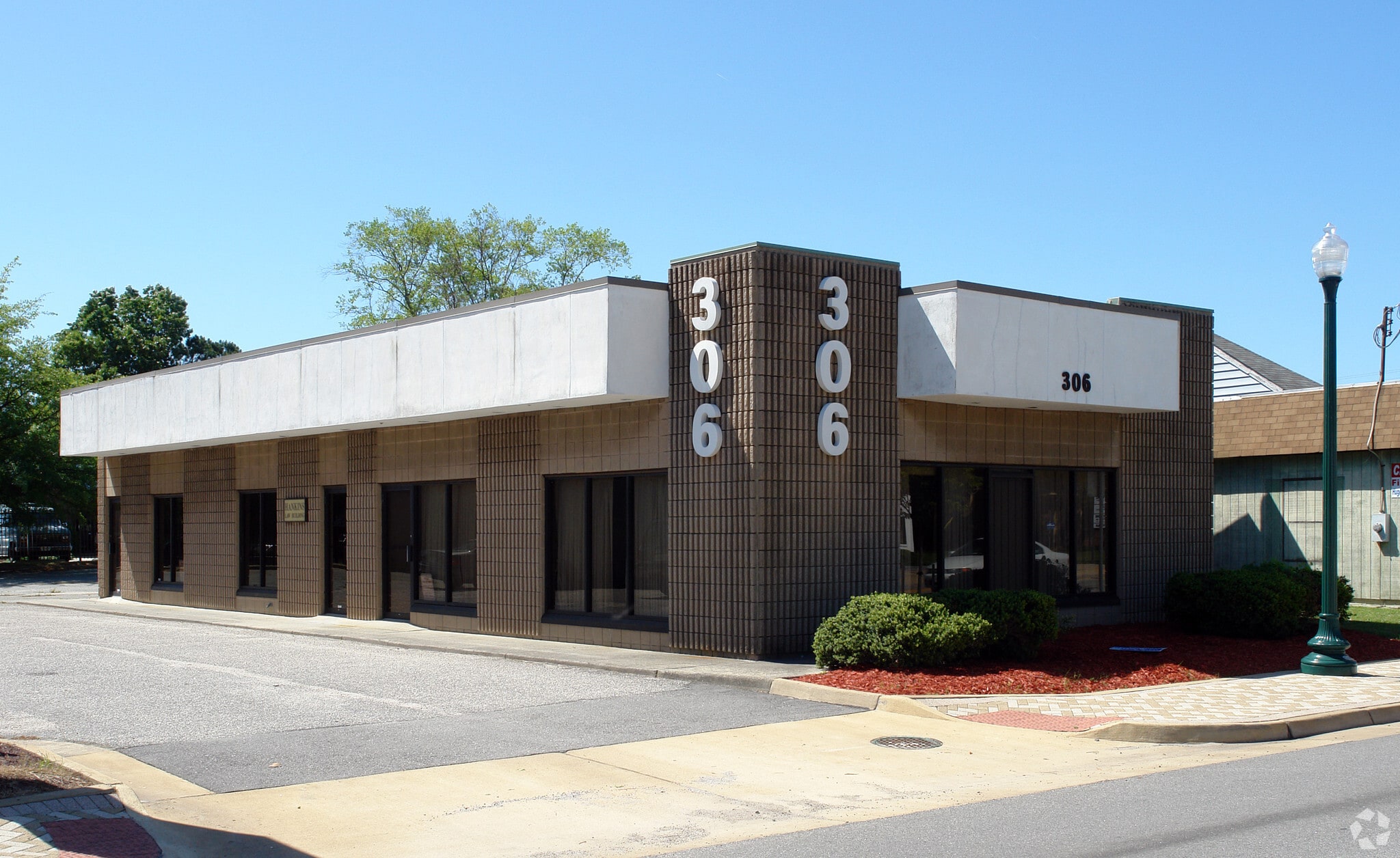 306 Main St, Newport News, VA for lease Primary Photo- Image 1 of 5
