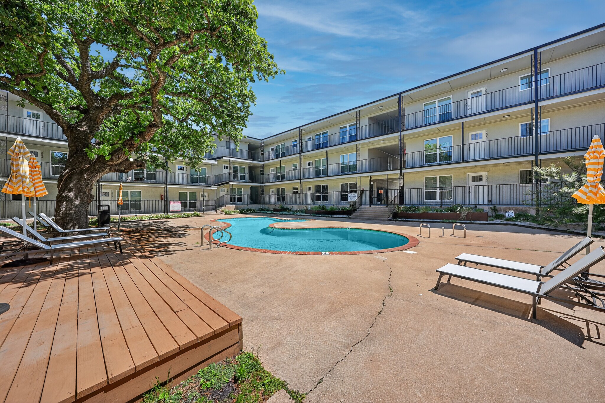 4210 Red River St, Austin, TX à vendre Photo du bâtiment- Image 1 de 13