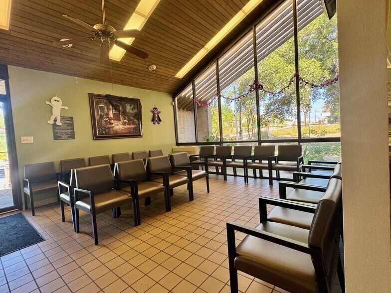 801 Corpus Christi St, Laredo, TX à vendre - Photo intérieure - Image 2 de 9