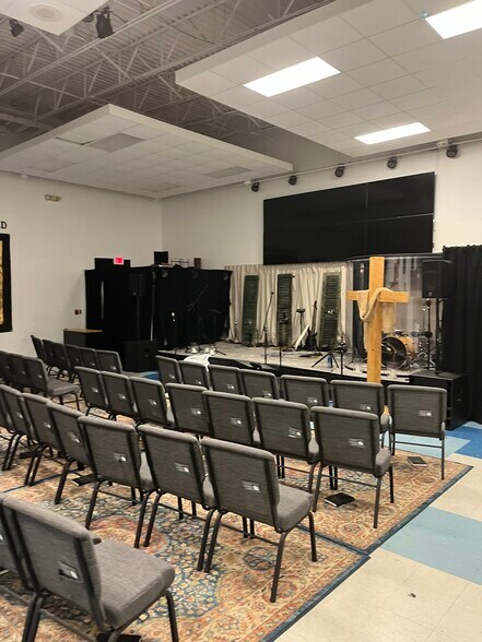 1455 Wakendaw Rd, Mount Pleasant, SC à louer - Photo intérieure - Image 2 de 7