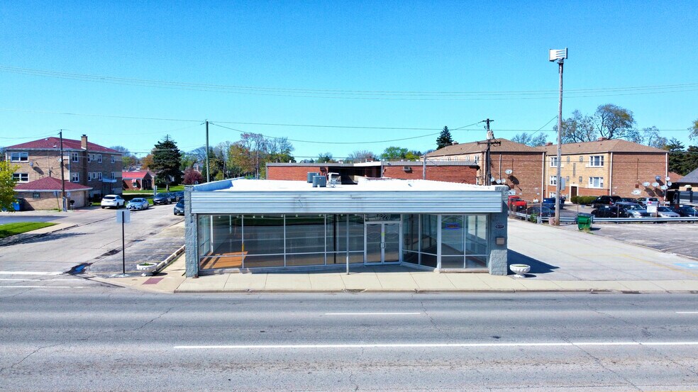 10220 Grand Ave, Franklin Park, IL à louer - Photo du bâtiment - Image 2 de 38