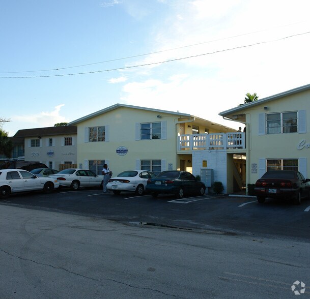 508 NE 1st Ave, Fort Lauderdale, FL à vendre - Photo du bâtiment - Image 2 de 2