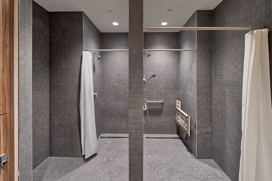 8521 Six Forks Rd, Raleigh, NC à louer - Autre - Image 3 de 16