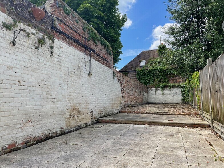 76-77 St. Dunstans St, Canterbury à vendre - Photo du bâtiment - Image 3 de 3