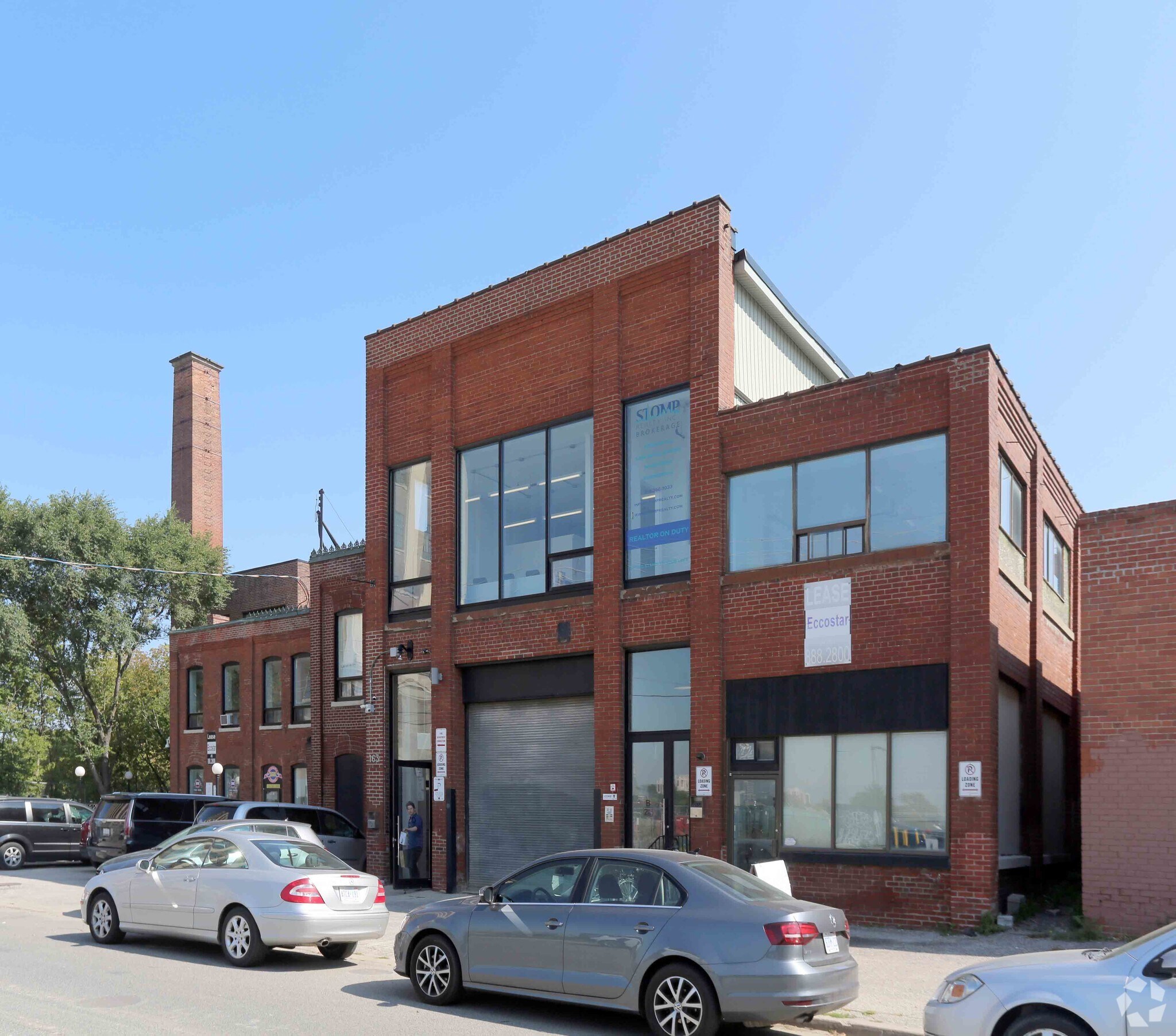 163 Sterling Rd, Toronto, ON à louer Photo du bâtiment- Image 1 de 6
